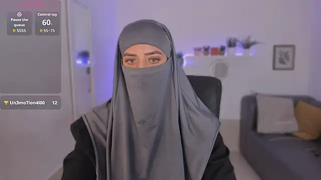 Snapshot of salma_arabicc chatting on 10.20.25 salma arabicc online show from 10.20.25