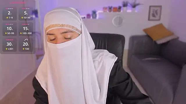 Snapshot of salma_arabicc chatting on 10.22.25 salma arabicc online show from 10.22.25