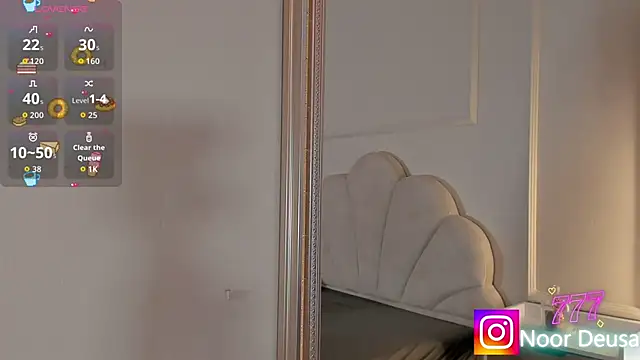 Candaceoweens online show from 03.20.26