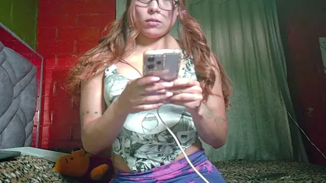 Snapshot of daniia_johns chatting on 10.07.25 daniia johns online show from 10.07.25