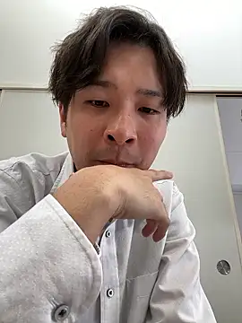 Snapshot of waka3232 chatting on 04.21.26 waka3232 online show from 04.21.26