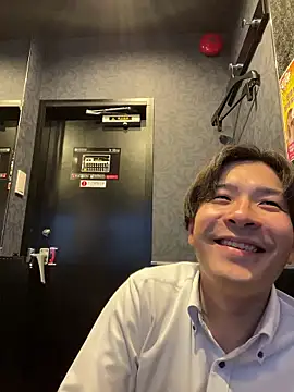 Snapshot of waka3232 chatting on 06.18.26 waka3232 online show from 06.18.26