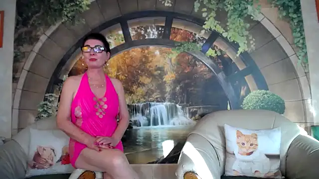 Snapshot of Kathylovexxx chatting on 04.07.26 Kathylovexxx online show from 04.07.26