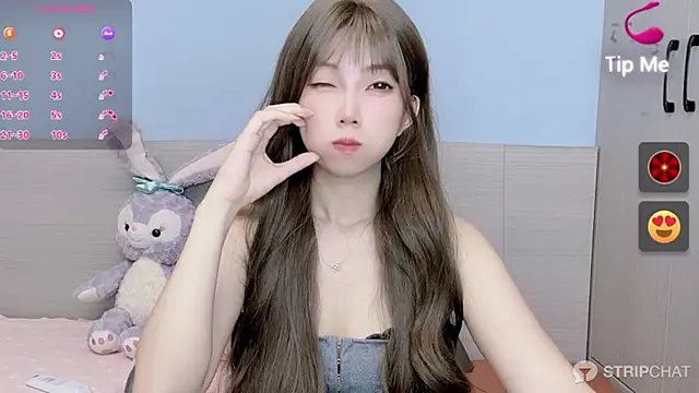 Evelyn-168 online show from 10.04.25