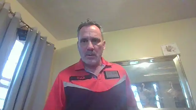 Snapshot of HunkofRock chatting on 12.21.25 HunkofRock online show from 12.21.25