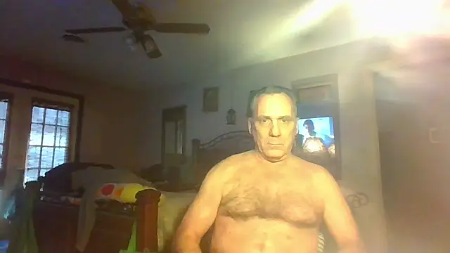 Snapshot of HunkofRock chatting on 01.17.26 HunkofRock online show from 01.17.26