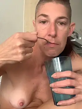 HerrundFrau-M online show from 03.21.25