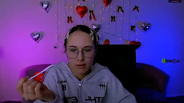 mona cloud online show from 02.10.26