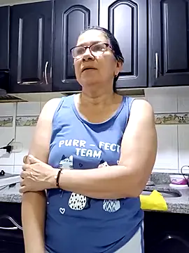 victoria wayne online show from 09.10.25