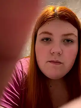 Snapshot of Dreamy_Desire chatting on 03.12.25 Dreamy Desire online show from 03.12.25