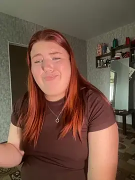 Snapshot of Dreamy_Desire chatting on 10.17.25 Dreamy Desire online show from 10.17.25