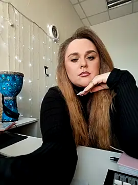 Snapshot of Juicy_PeachLux chatting on 02.06.26 Juicy PeachLux online show from 02.06.26