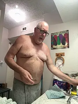 superbearboss online show from 03.08.26