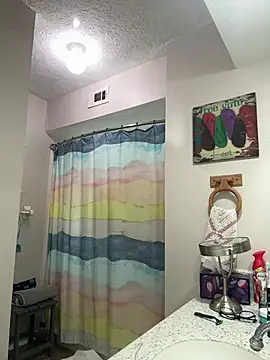 superbearboss online show from 04.05.26