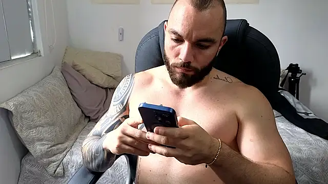 Isaac Carter online show from 02.08.26