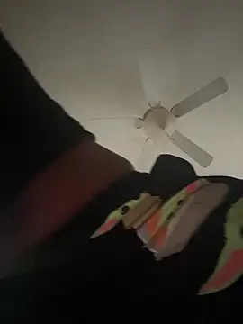 Snapshot of Dymmmm chatting on 03.09.25 Dymmmm online show from 03.09.25