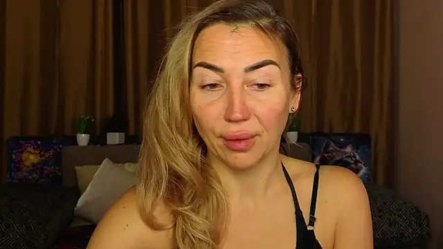 Kiss julli88I online show from 01.18.26