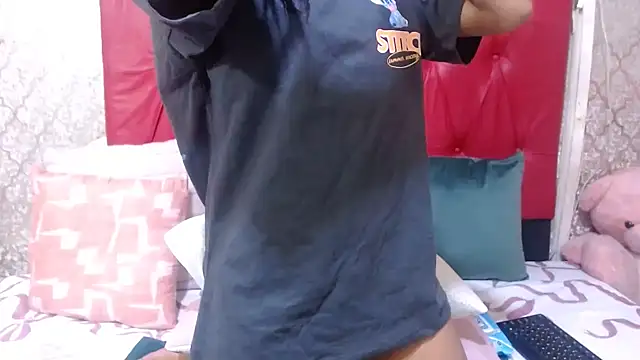 BondiBitch online show from 09.19.25