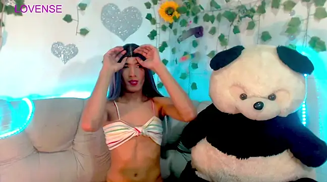 KimberlyXtreme online show from 03.23.25