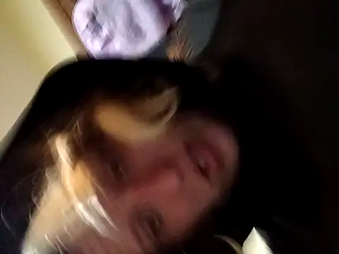 Snapshot of KITTYBOOBOOFUXX chatting on 10.11.25 KITTYBOOBOOFUXX online show from 10.11.25