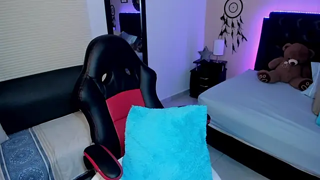  Lilly miller online show from 03.10.26