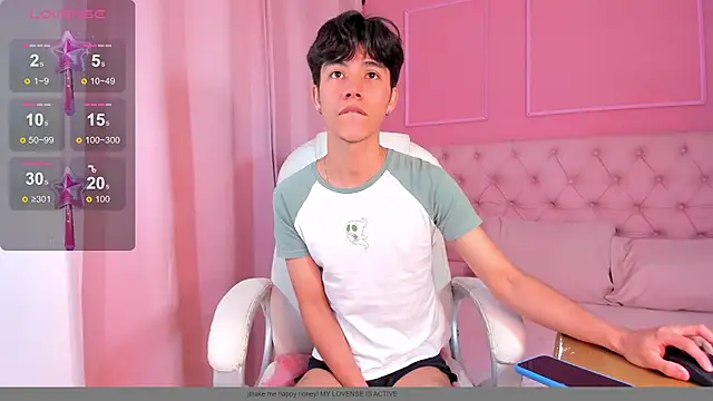 Snapshot of SHADY_STONE chatting on 03.14.25 SHADY STONE online show from 03.14.25