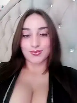 Snapshot of KARINA_FLOWER_ chatting on 09.18.25 KARINA FLOWER online show from 09.18.25