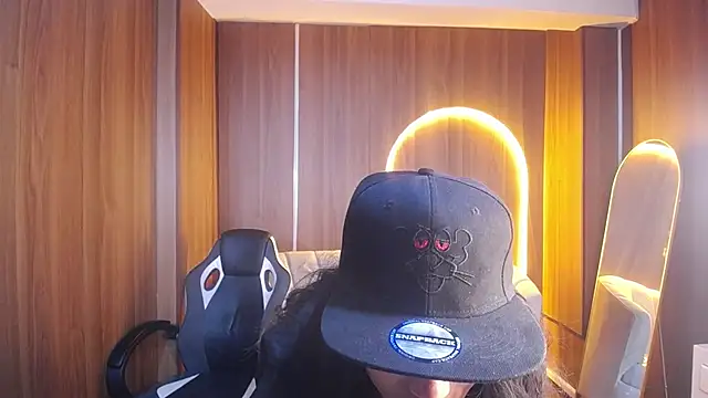  wendy b online show from 10.26.25