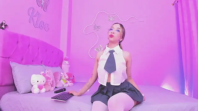 KloeJonnes  online show from 03.29.26