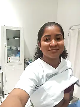 Snapshot of Paula6Colombia chatting on 03.08.25 Paula6Colombia online show from 03.08.25