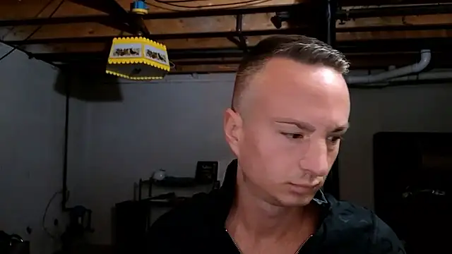 TheDaddy005 online show from 12.20.25