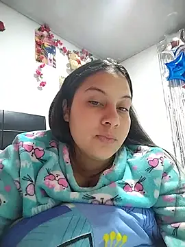 Snapshot of esmeralda_jadees chatting on 07.19.26 esmeralda jadees online show from 07.19.26