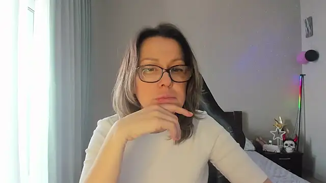 Snapshot of MANKAmmm1 chatting on 03.10.25 MANKAmmm1 online show from 03.10.25