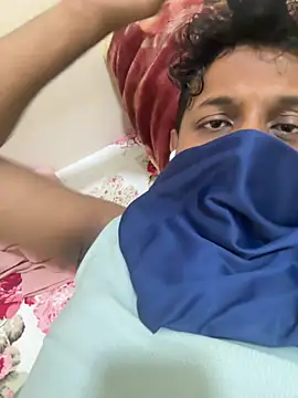 Snapshot of MIRTHICK2002 chatting on 03.06.25 MIRTHICK2002 online show from 03.06.25