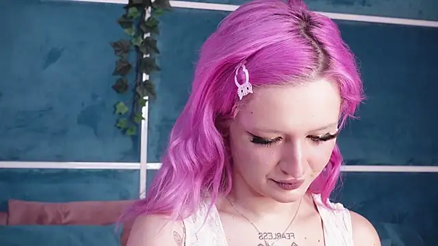 SunnyGlow online show from 10.17.25