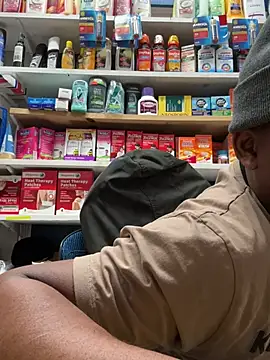 Snapshot of wainer02 chatting on 03.08.25 wainer02 online show from 03.08.25