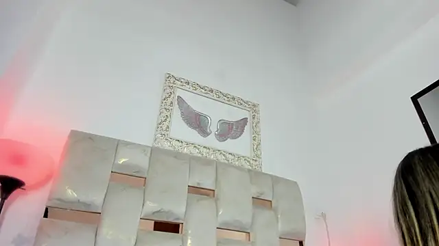 Lola Blondie online show from 11.13.25