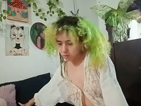 Snapshot of 420mussa chatting on 06.07.26 420mussa online show from 06.07.26