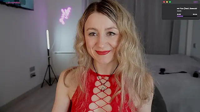 Snapshot of __Milana____ chatting on 02.14.26 Milana online show from 02.14.26