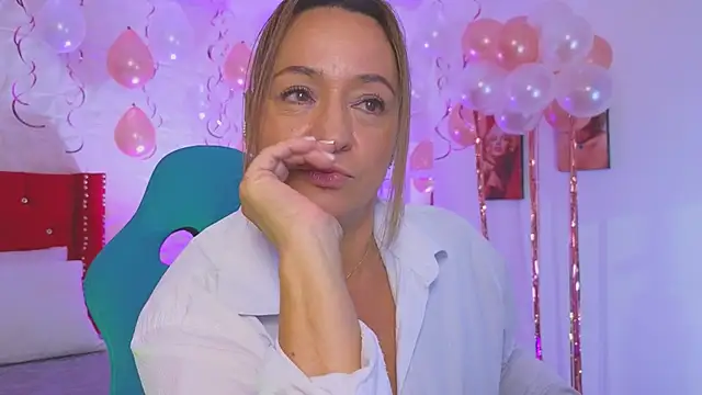 weet Evans    online show from 11.15.25