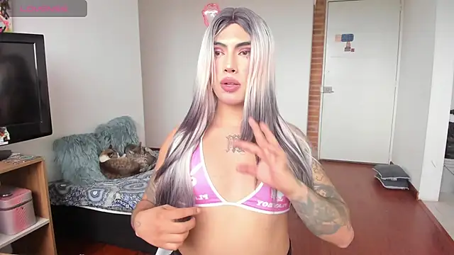 Snapshot of Sophie_whitexxx chatting on 03.20.25 Sophie whitexxx online show from 03.20.25