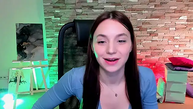 Snapshot of OlgaPetrova chatting on 03.12.25 OlgaPetrova online show from 03.12.25