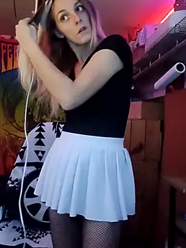 AlicePayne online show from 12.16.25