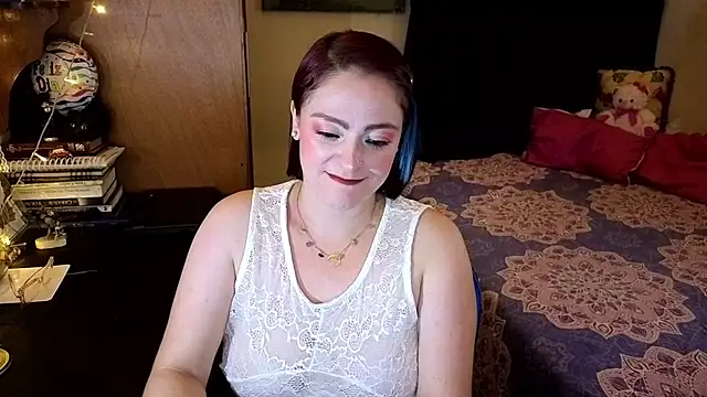 Snapshot of ValkaBlue chatting on 03.18.25 ValkaBlue online show from 03.18.25