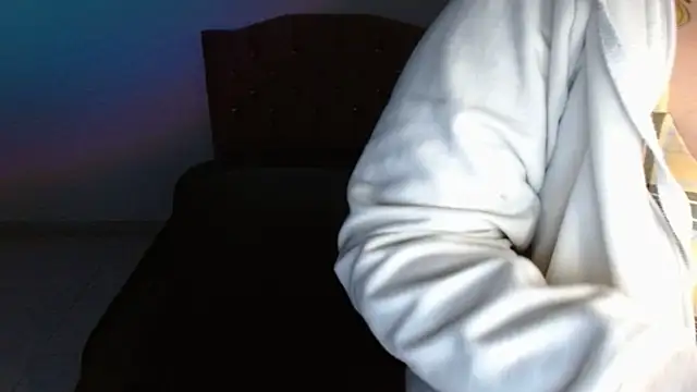 Snapshot of ISABELLA1609 chatting on 03.21.25 ISABELLA1609 online show from 03.21.25