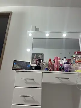 AlesiaCooper online show from 03.20.26