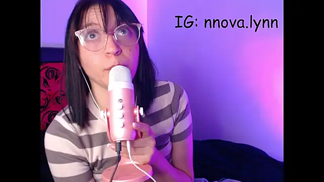 Snapshot of N_Nova chatting on 03.03.26 N Nova online show from 03.03.26