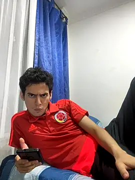 Thiagobb7 online show from 11.20.25