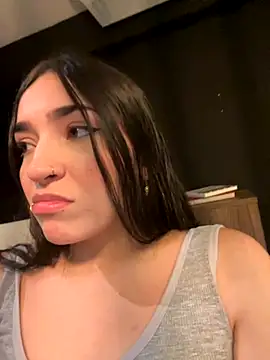 Emma  1 online show from 10.25.25