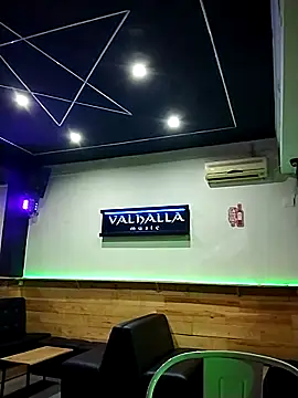 Seet Hanna online show from 02.10.26